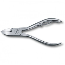 Щипцы маникюрные Victorinox Vx82023.11